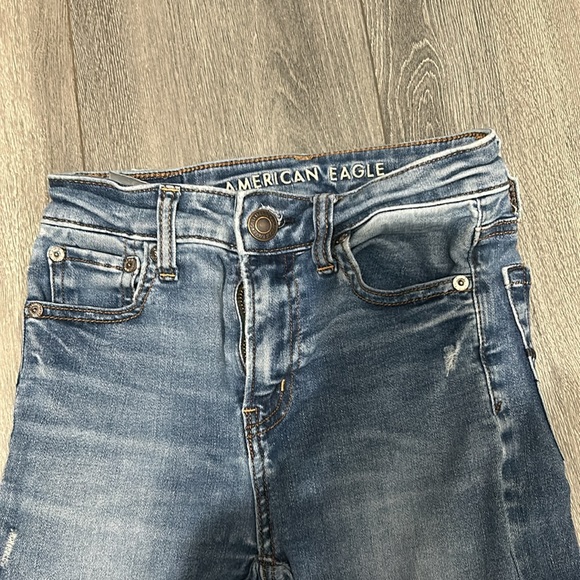 AE skinny semi-ripped high waisted jeans. Size 00 x-short - Picture 4 of 8